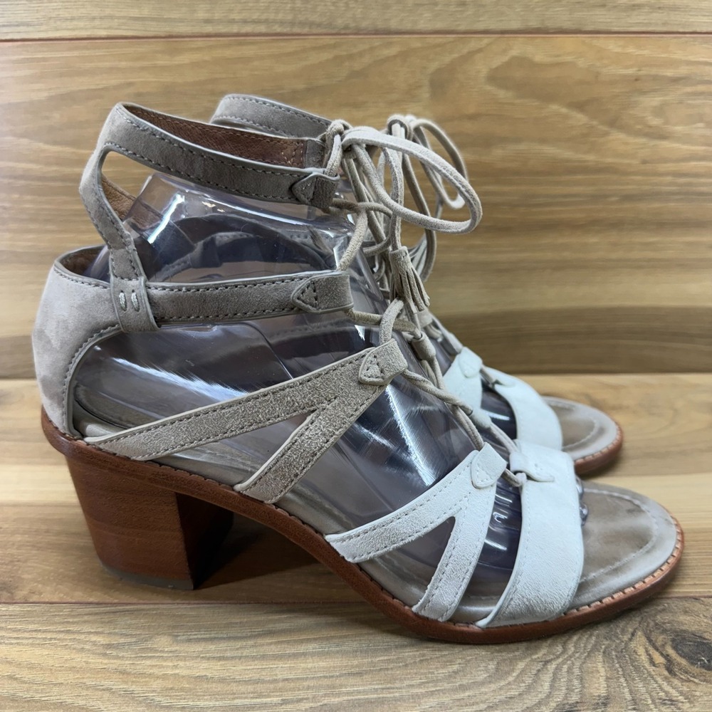 FRYE Brielle Gladiator Sandals Womens 8.5 Taupe Cream Suede Tie Block Heel Boho